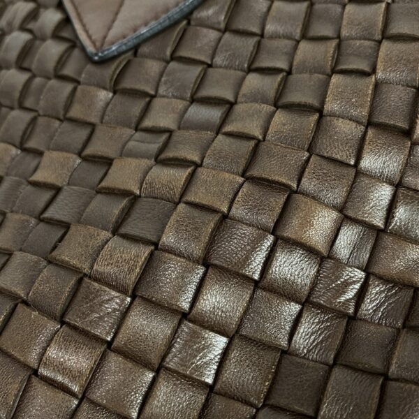 38011905 18 Bottega Veneta Hippo MM Tote Bag Leather Brown