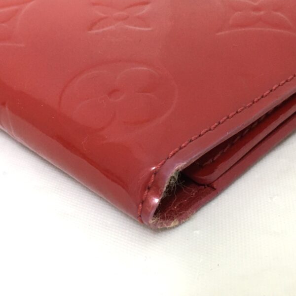 38020527 8 Louis Vuitton Walker Wallet Shoulder Wallet Leather Rouge