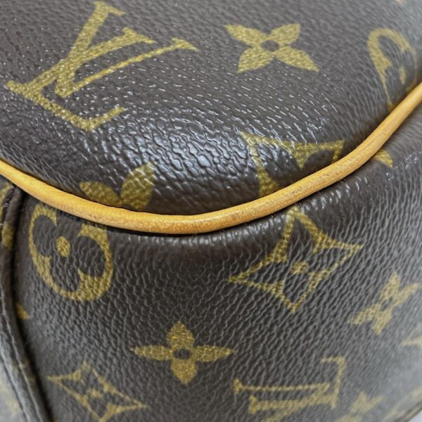 38021141 8 Louis Vuitton Excursion Handbag