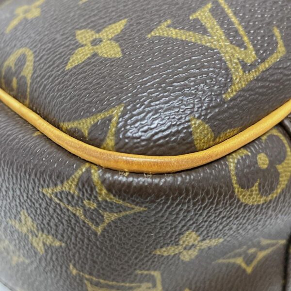 38021141 9 Louis Vuitton Excursion Handbag