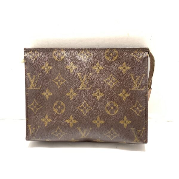 38036967 1 Louis Vuitton Posh Toilette 19 Pouch