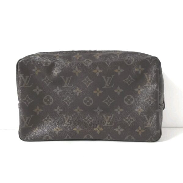 38038774 2 Louis Vuitton Truth Wallet 28 Pouch