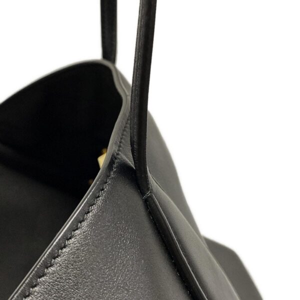 38048852 16 Salvatore Ferragamo Studio Tote Bag Leather Black