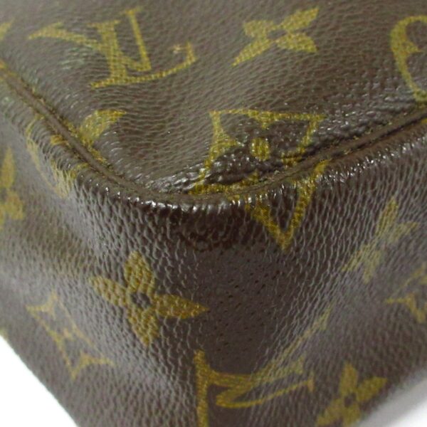 38066688 7 Louis Vuitton Truth Toilette 28 Pouch