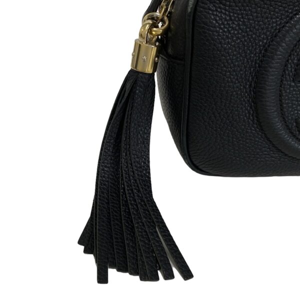 38066714 20 Gucci Soho Shoulder Bag Tassel Leather Black