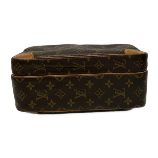 38069780 5 Louis Vuitton Nile Shoulder Bag Monogram Canvas