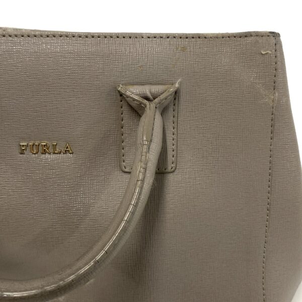 38070219 18 Furla Handbag Leather Light Gray