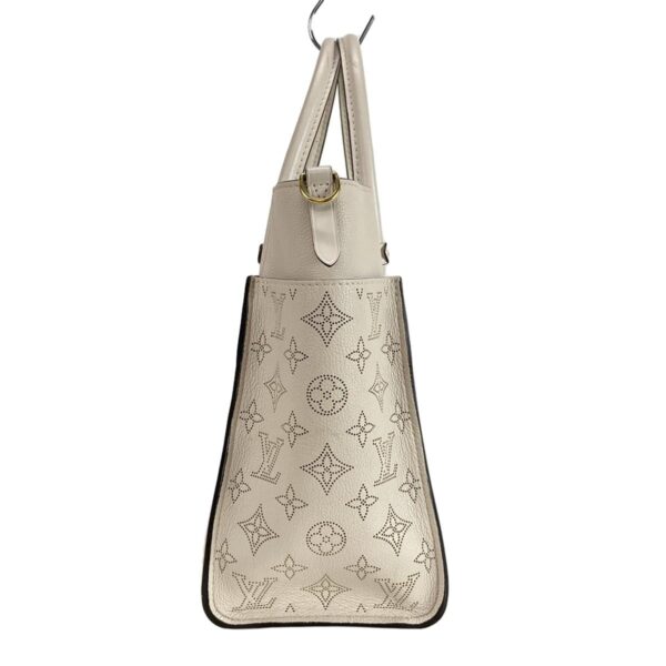 38151732 2 Louis Vuitton On My Side Tote Bag Greige