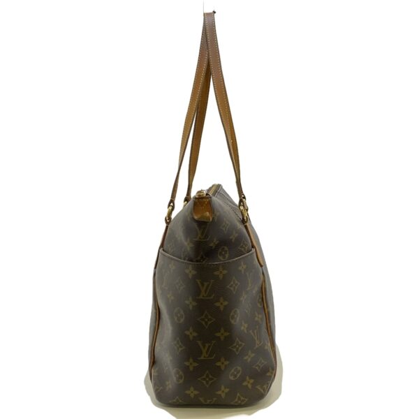 38451010 4 Louis Vuitton Totally MM Shoulder Bag Monogram Canvas