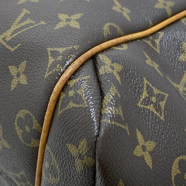 38451010 7 Louis Vuitton Totally MM Shoulder Bag Monogram Canvas