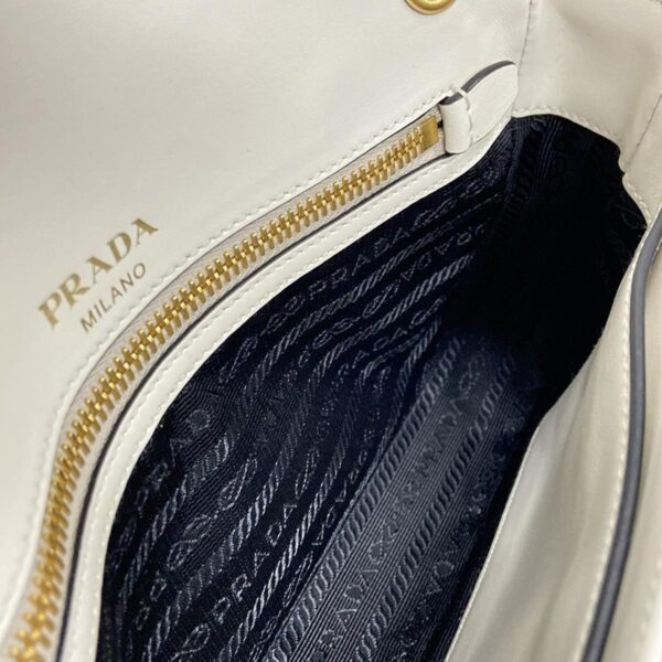 38452081 10 Prada Shoulder Bag Chain Shoulder Leather White