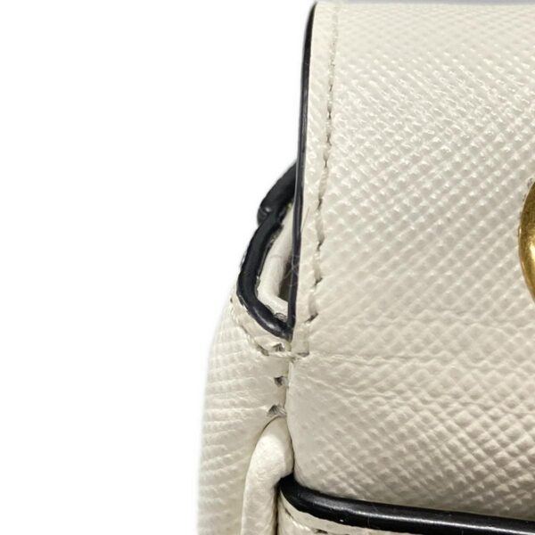 38452081 18 Prada Shoulder Bag Chain Shoulder Leather White