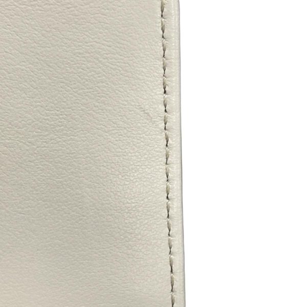 38452081 19 Prada Shoulder Bag Chain Shoulder Leather White