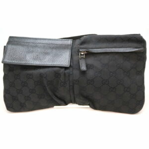 5524 1 Gucci Messenger Bag GG Black