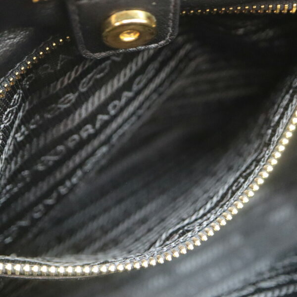 745 7 Prada Tote Bag Nylon Black