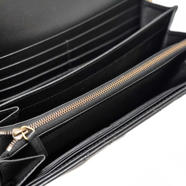 8 13 Gucci Chain Shoulder Bag Leather Black