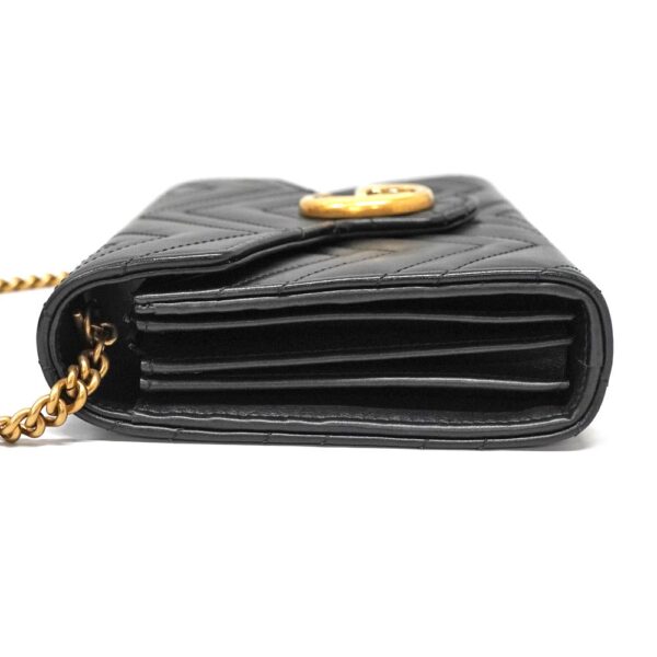 8 3 Gucci Chain Shoulder Bag Leather Black