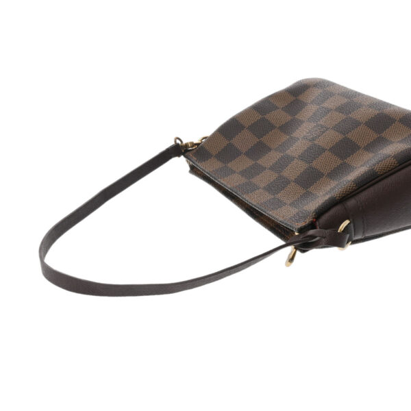 800000117790000 3 Louis Vuitton Truth Makeup Damier Accessory Pouch Brown