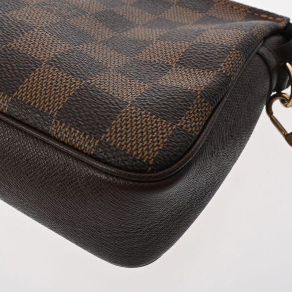 800000117790000 6 Louis Vuitton Truth Makeup Damier Accessory Pouch Brown