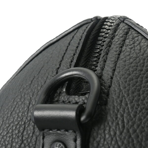 800000125134000 9 Louis Vuitton City Keepall Aerogram Taurillon Shoulder Bag Black