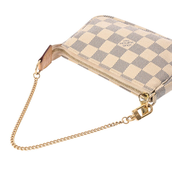 800000125157000 3 Louis Vuitton Mini Pochette Accessory Damier Azur Pouch White