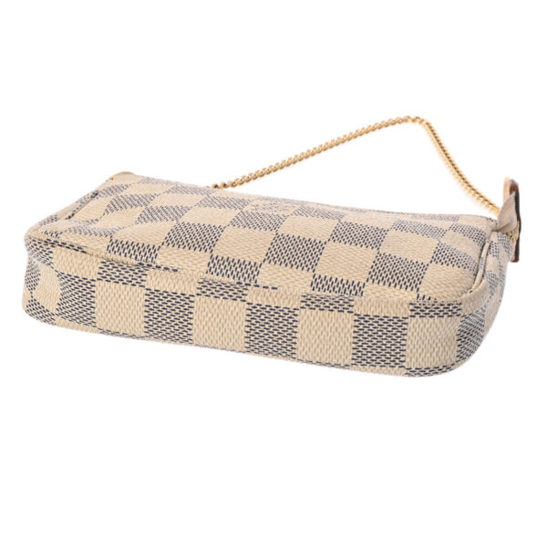 800000125157000 4 Louis Vuitton Mini Pochette Accessory Damier Azur Pouch White