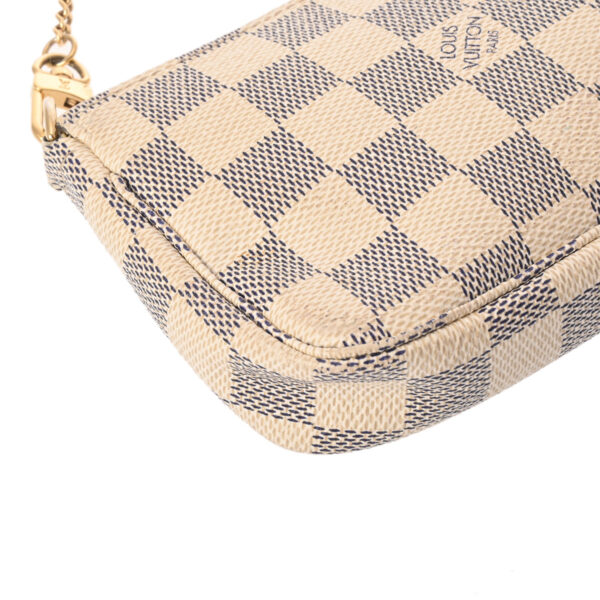 800000125157000 5 Louis Vuitton Mini Pochette Accessory Damier Azur Pouch White