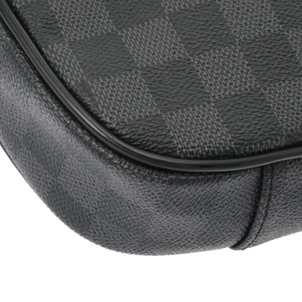 800000125345000 6 Louis Vuitton Umbrella Damier Graphite Body Bag Black