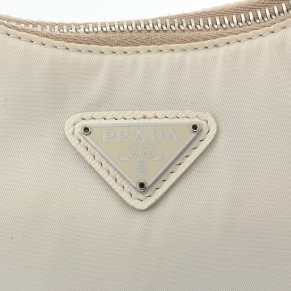 800000125397000 9 Prada Re Edition 2005 Re Nylon 2WAY Bag White