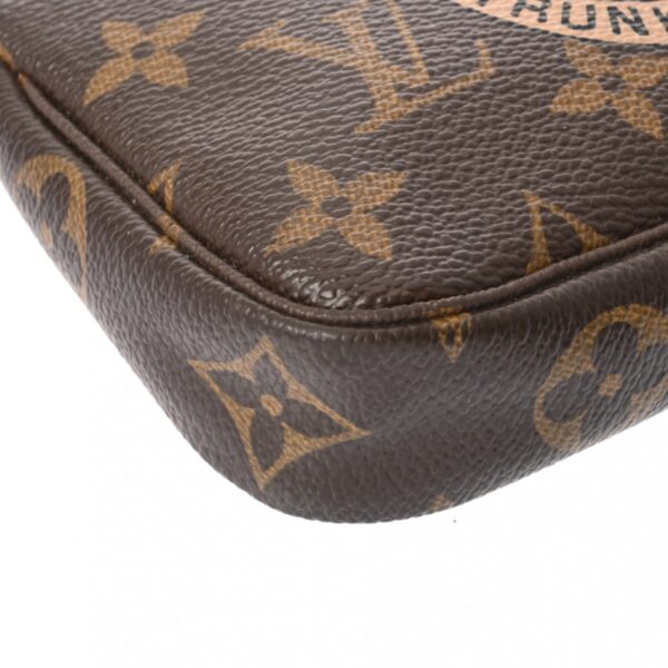 800000125998000 6 Louis Vuitton TB Monogram Accessory Pouch Brown