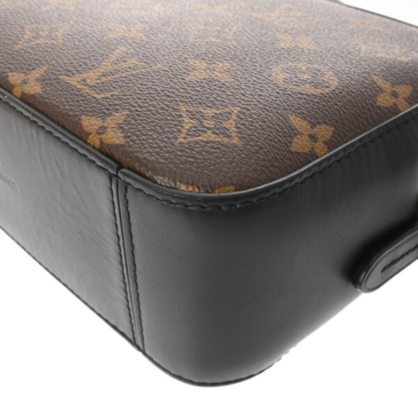 800000128427000 7 Louis Vuitton Monogram Saintonge Shoulder Bag Black