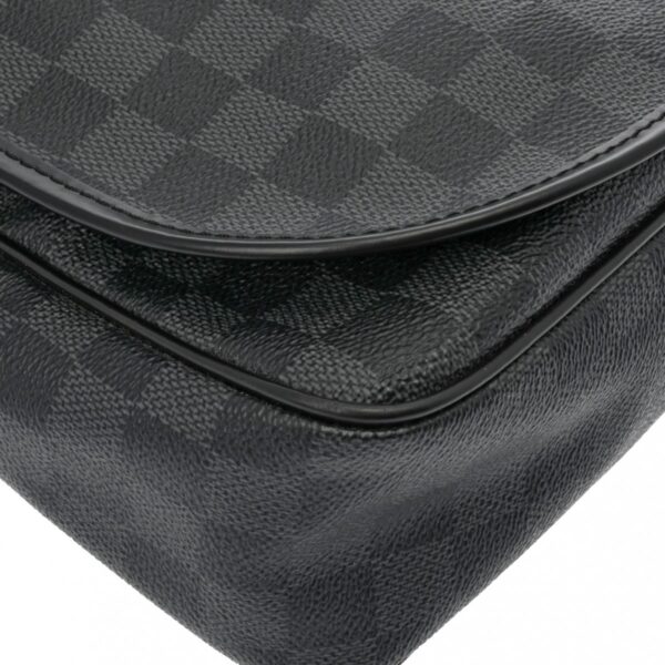 800000128680000 6 Louis Vuitton Damier Graphite Daniel MM Shoulder Bag Black