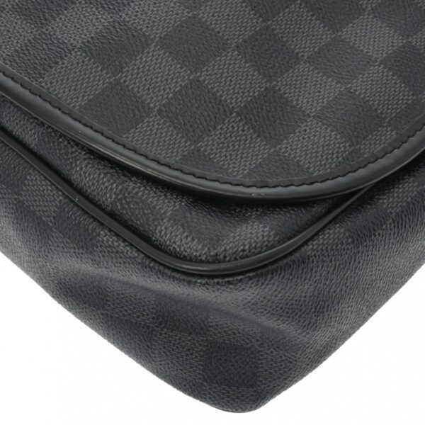 800000128680000 7 Louis Vuitton Damier Graphite Daniel MM Shoulder Bag Black