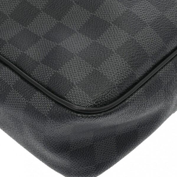 800000128680000 8 Louis Vuitton Damier Graphite Daniel MM Shoulder Bag Black