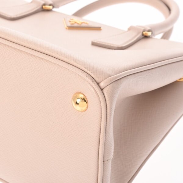 800000128703000 7 Prada Galleria Saffiano Handbag Pink Beige