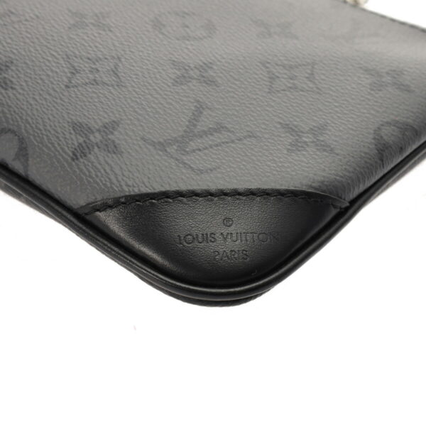 800000129028000 6 Louis Vuitton Trio Messenger Monogram Black