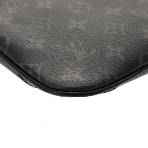 800000129028000 7 Louis Vuitton Trio Messenger Monogram Black