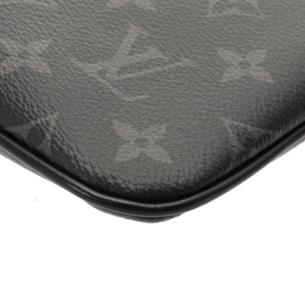 800000129028000 8 Louis Vuitton Trio Messenger Monogram Black