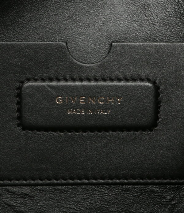 801018283 4 Givenchy Antigona Soft Medium Shoulder Bag