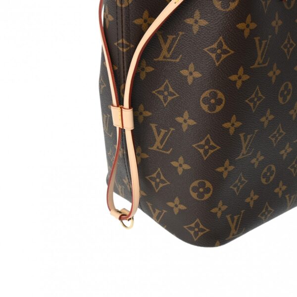 802000157603000 10 Louis Vuitton Neverfull MM Sleeve Monogram Tote Bag