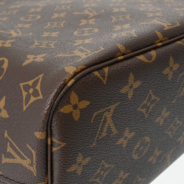 802000157603000 8 Louis Vuitton Neverfull MM Sleeve Monogram Tote Bag