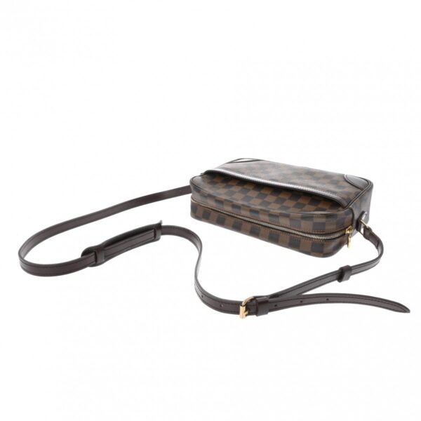 802000157777000 3 Louis Vuitton Trocadero 27 Damier Shoulder Bag Brown