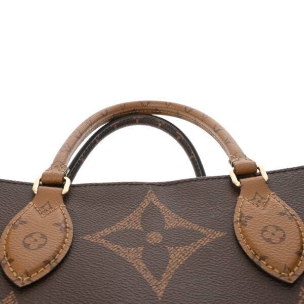 802000157910000 3 Louis Vuitton On the Go GM 2WAY Monogram Giant Reverse Handbag Brown