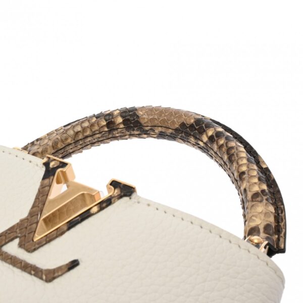 802000157958000 4 Louis Vuitton Capucines MINI Taurillon White