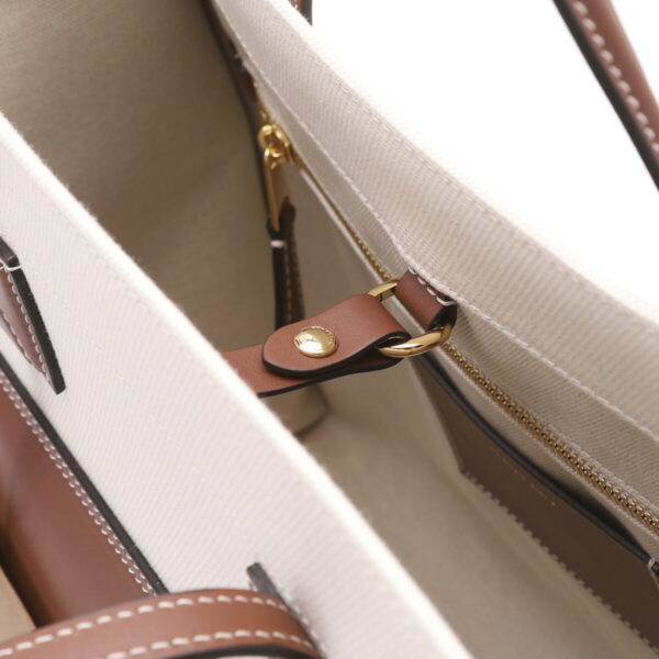 8044129 natural08 Burberry Tote Bag Leather Beige