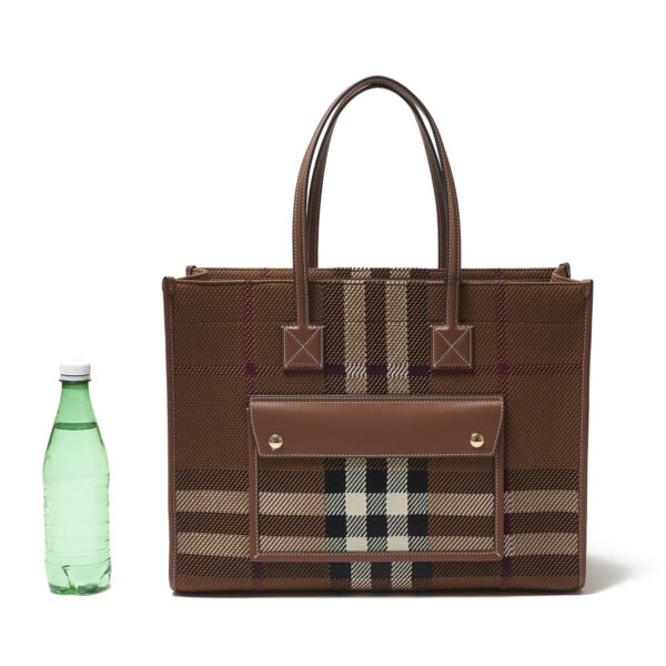 8049136 birchbrown03 Burberry Tote Bag Check Brown