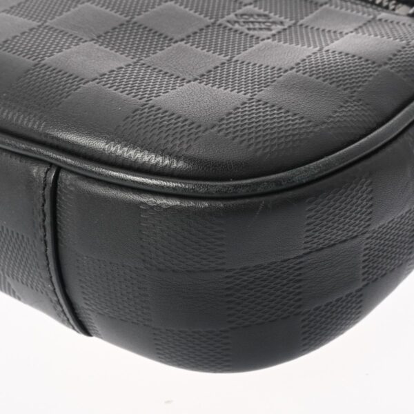 810000116126000 6 Louis Vuitton Umbrella Damier Infini Leather Body Bag Black