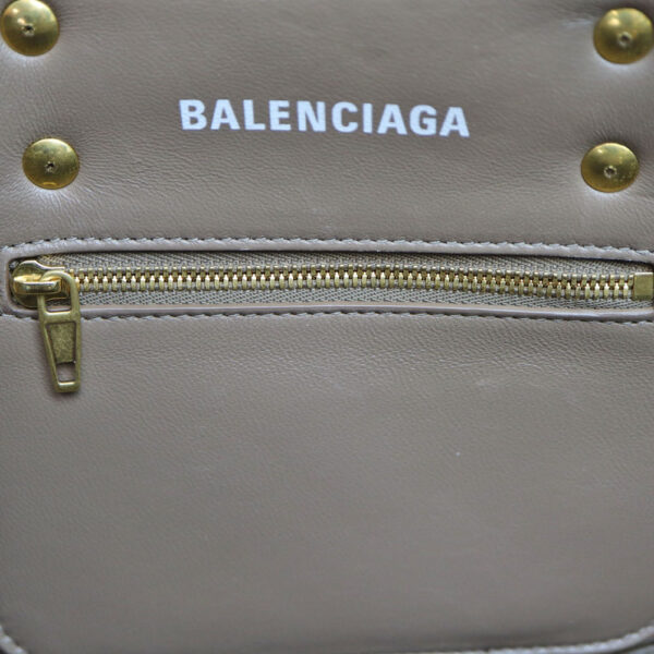 8632 10 Balenciaga Bistro XS 2WAY Bag Beige