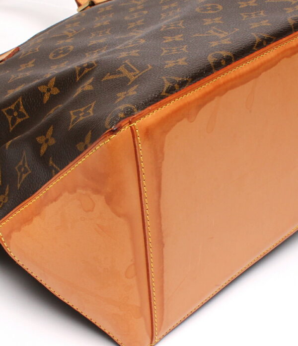 a148113003 6 Louis Vuitton Hippo Piano Shoulder Bag Monogram