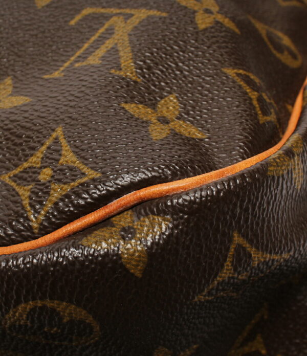 a153646002 5 Louis Vuitton Saumur 35 Shoulder Bag Monogram